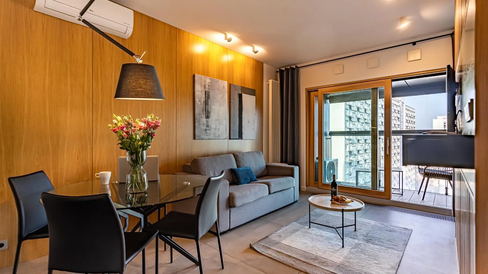 P&O Apartments Mennica Residence I Warsaw